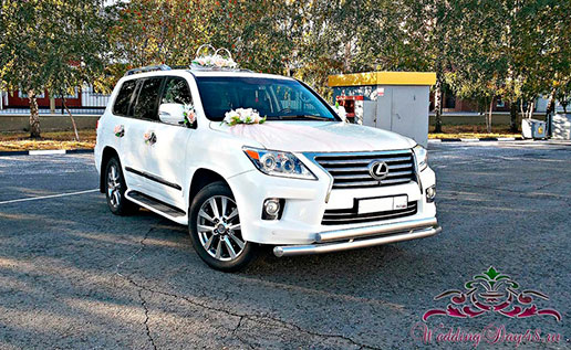 Lexus LX570